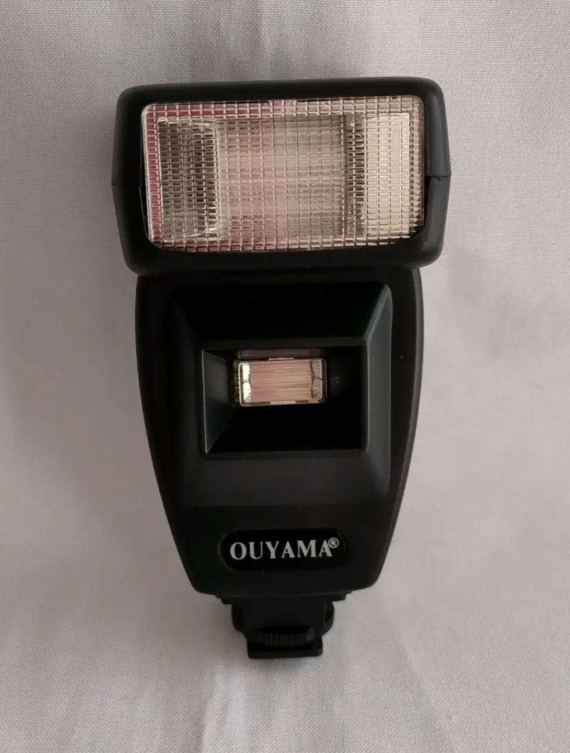 Flash electrónico Ouyama para cámaras analoga - 6