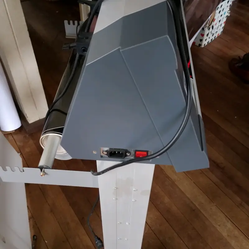 Plotter de corte profesional de 60 cm - 4
