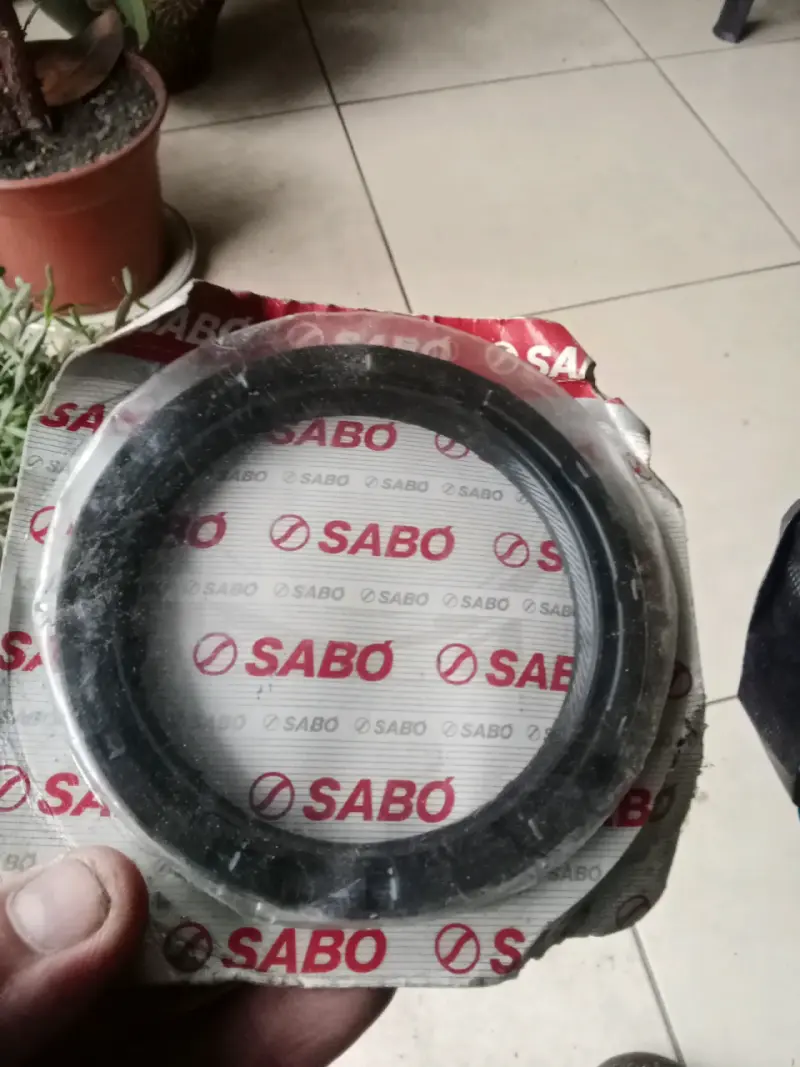 Fuelle de goma para vehículo usado - 2