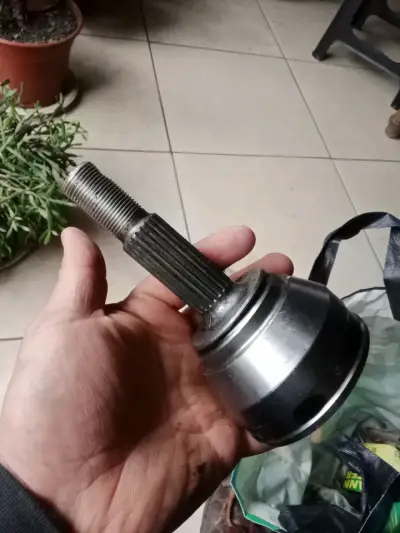 Fuelle de goma para vehículo usado - miniatura 5