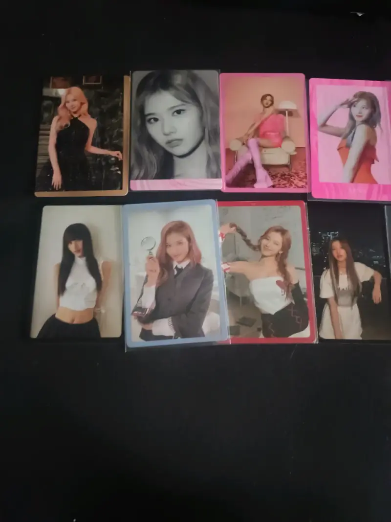 Colección de álbumes de K-pop variados - 6