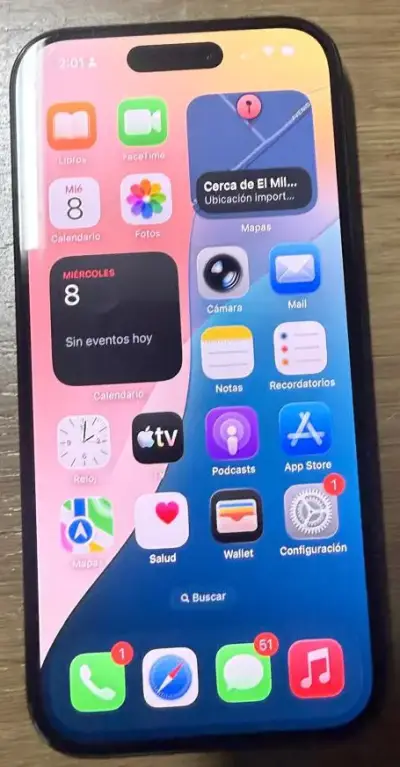 IiPhone 15 128 GB – Excelente estado - miniatura 2