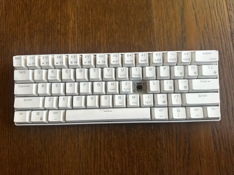 Teclado mecánico blanco compacto - 1