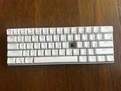 Teclado mecánico blanco compacto - miniatura 1