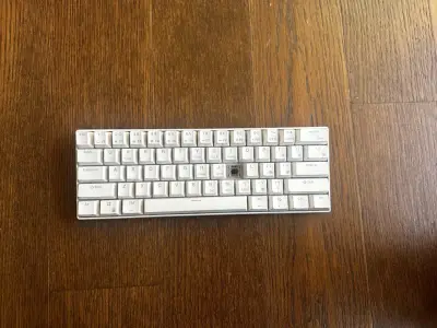 Teclado mecánico blanco compacto - miniatura 2