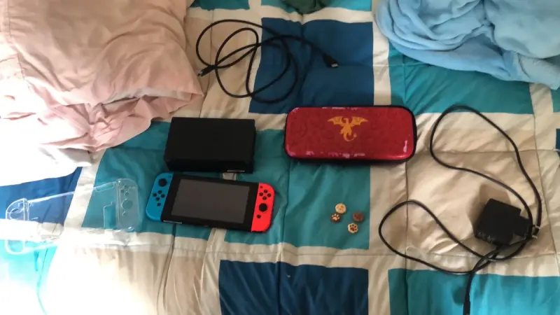 Consola Nintendo Switch con accesorios - 1
