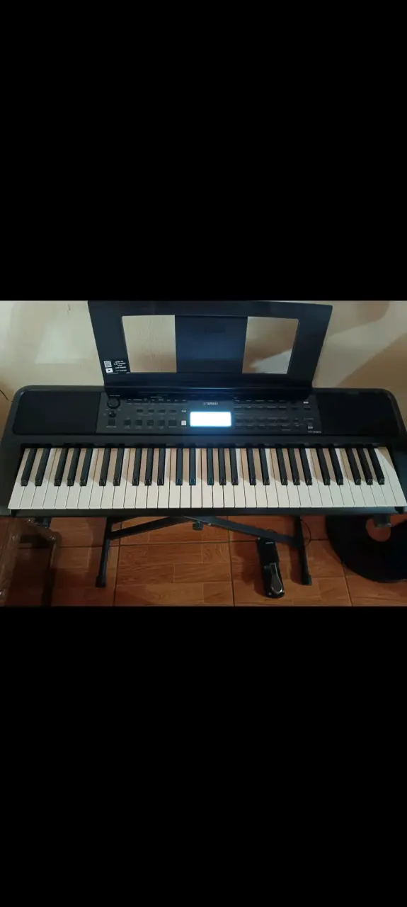 Teclado Yamaha PSR-E383