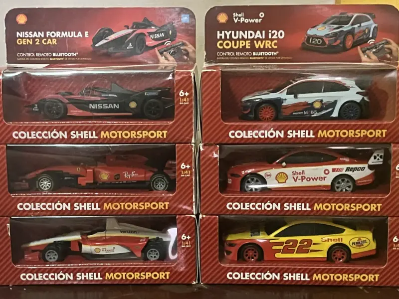 Set de autos a control remoto Disney y Shell - 3
