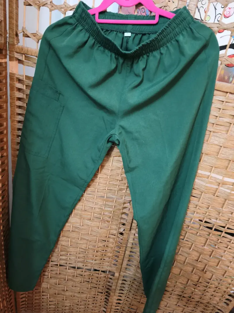 Pantalones verdes unisex con bolsillo lateral - 1