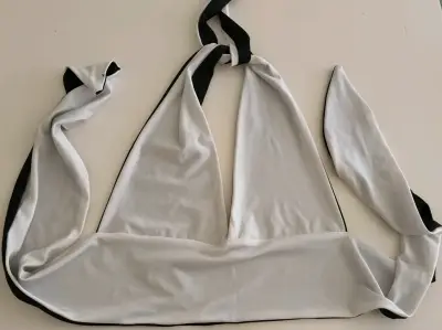 Top negro y blanco reversible - miniatura 2