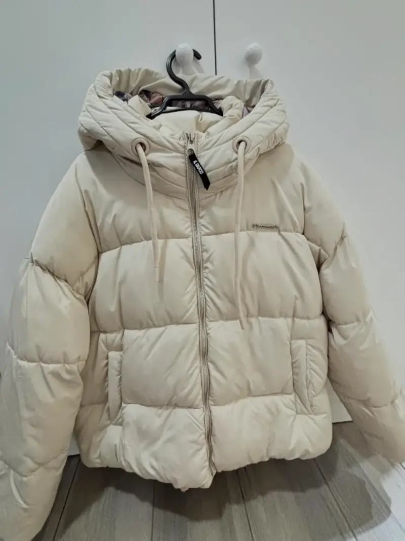 Se vende Parka marca IL Gioco