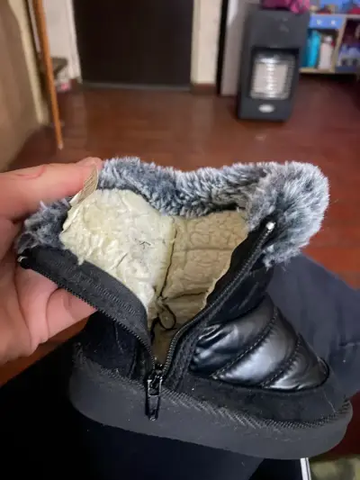 Pantuflas negras con forro de lana - miniatura 1