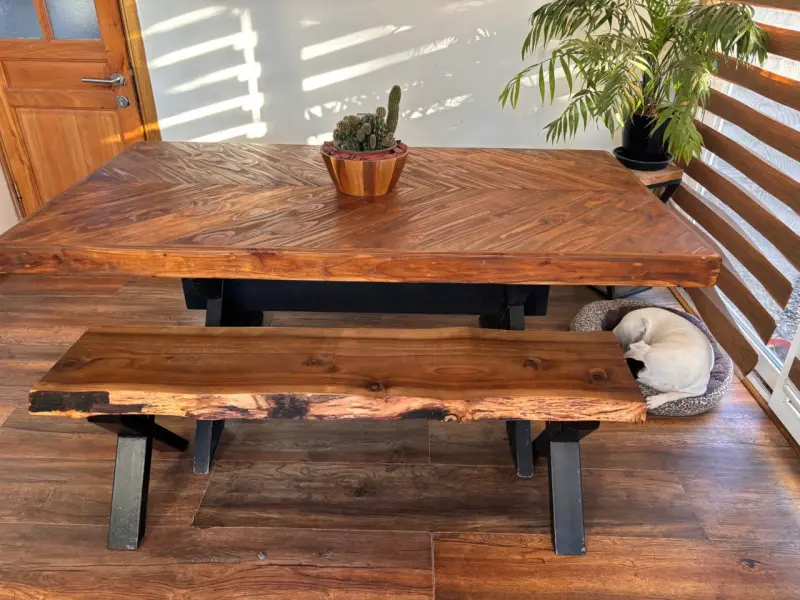 Mesa de comedor rústica de madera maciza - 3