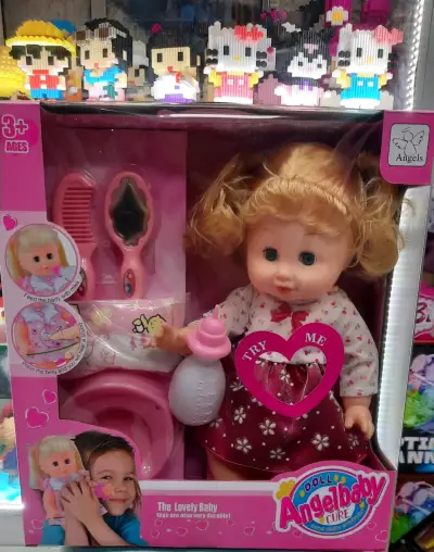 Muñeca interactiva Angel Baby con accesorios - miniatura 3