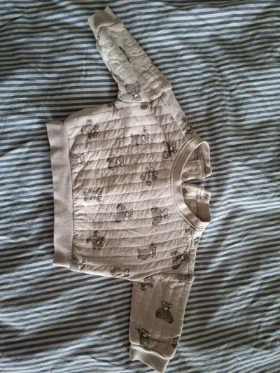 Conjunto de bebé con estampado de ositos - miniatura 2
