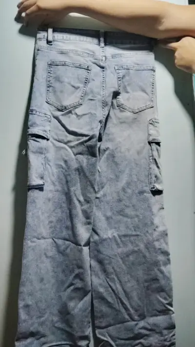 Pantalones cargo de mezclilla X&D - miniatura 2