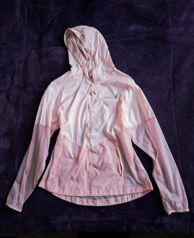cortaviento rosado Ellesse - 1
