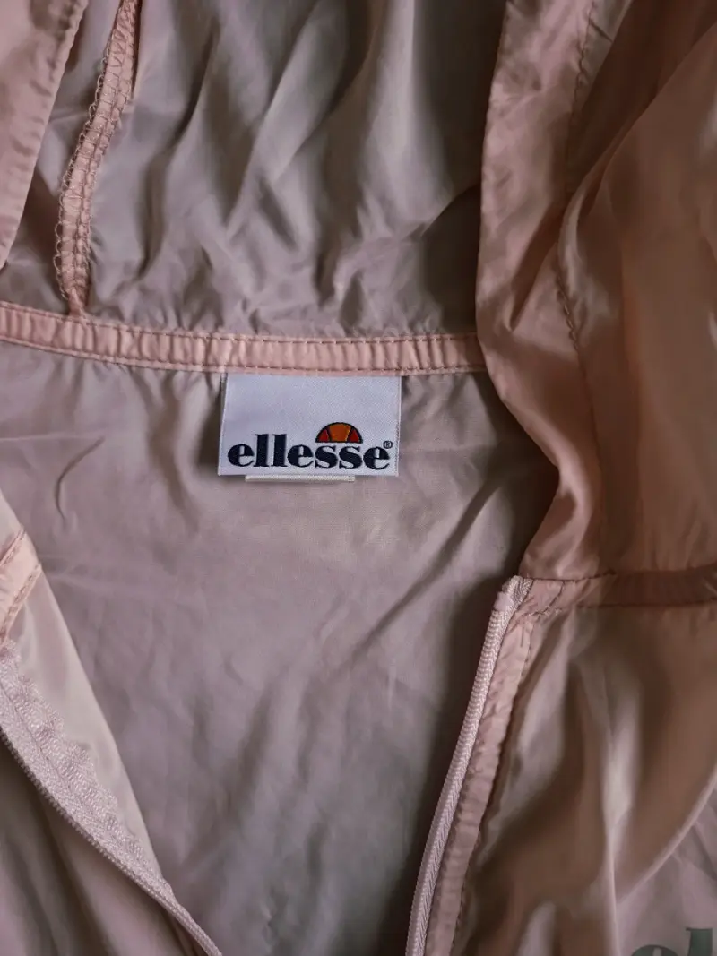 cortaviento rosado Ellesse - 4
