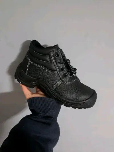 Botas de seguridad negras para hombre - miniatura 1