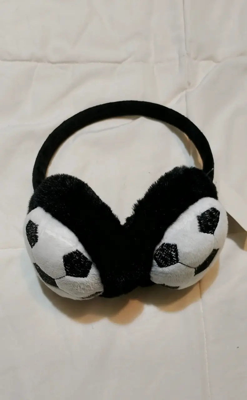 Orejeras de peluche con diseño de fútbol