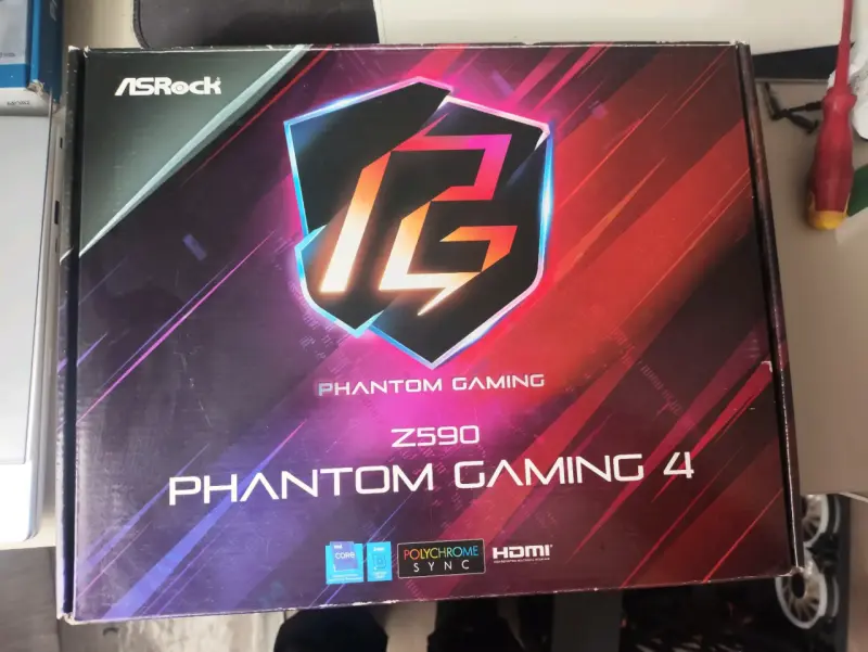 Placa Madre ASRock Z590 Phantom Gaming 4 - 1