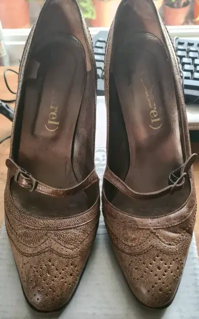 Zapatos de tacón marrones Cacharel elegantes - miniatura 2