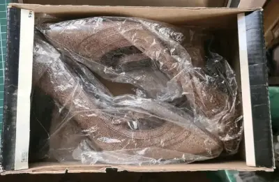 Zapatos de tacón marrones Cacharel elegantes - miniatura 6
