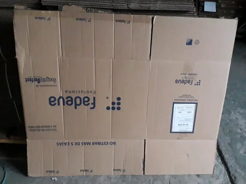 Caja de cartón grande Fadeva - 1