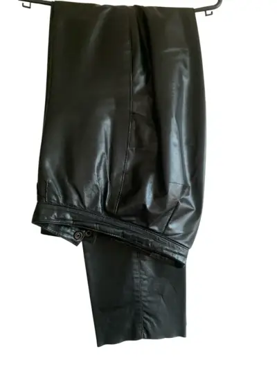 Pantalones de cuero negro dama talla 40 forrados - miniatura 1