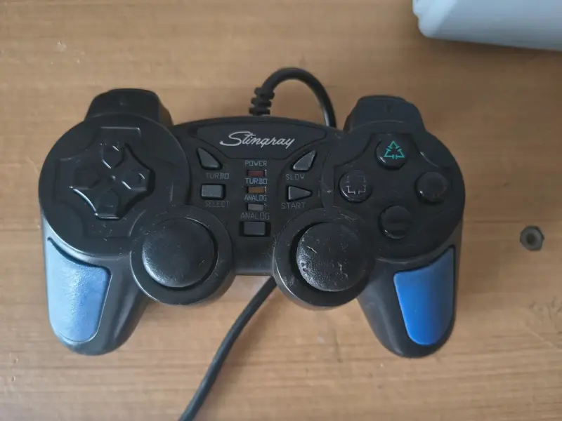 Consola Sony PlayStation 1 clásica - 3