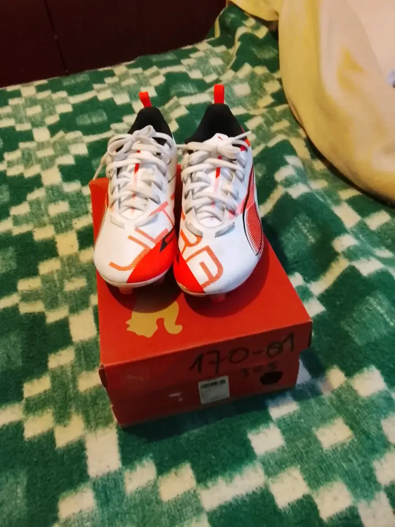 Zapatos de fútbol pumas originales - 2