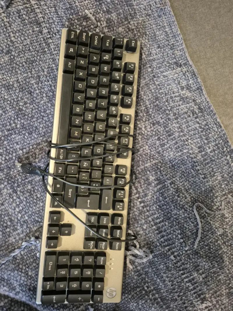 Teclado Gamer Análogo HP - 1