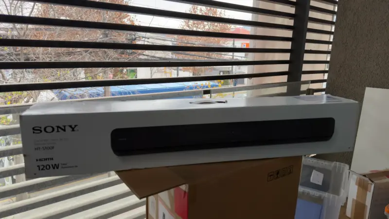 Barra de sonido Sony con control remoto - 2