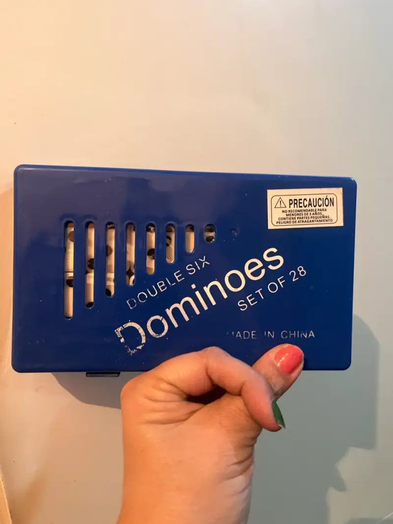 Juego de dominó doble seis en caja - 1