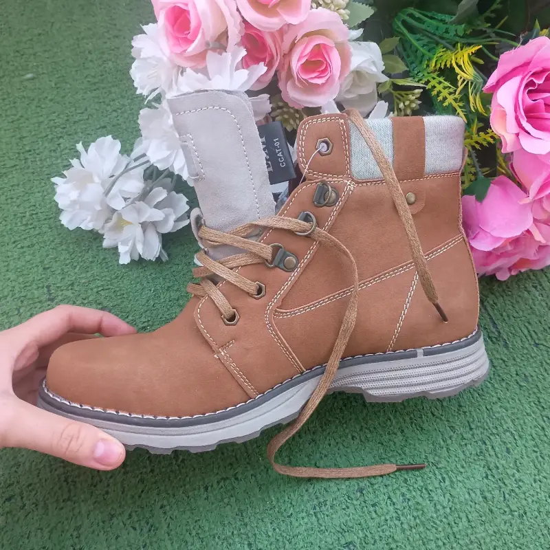 Botines beige nuevos de mujer 38 - 1