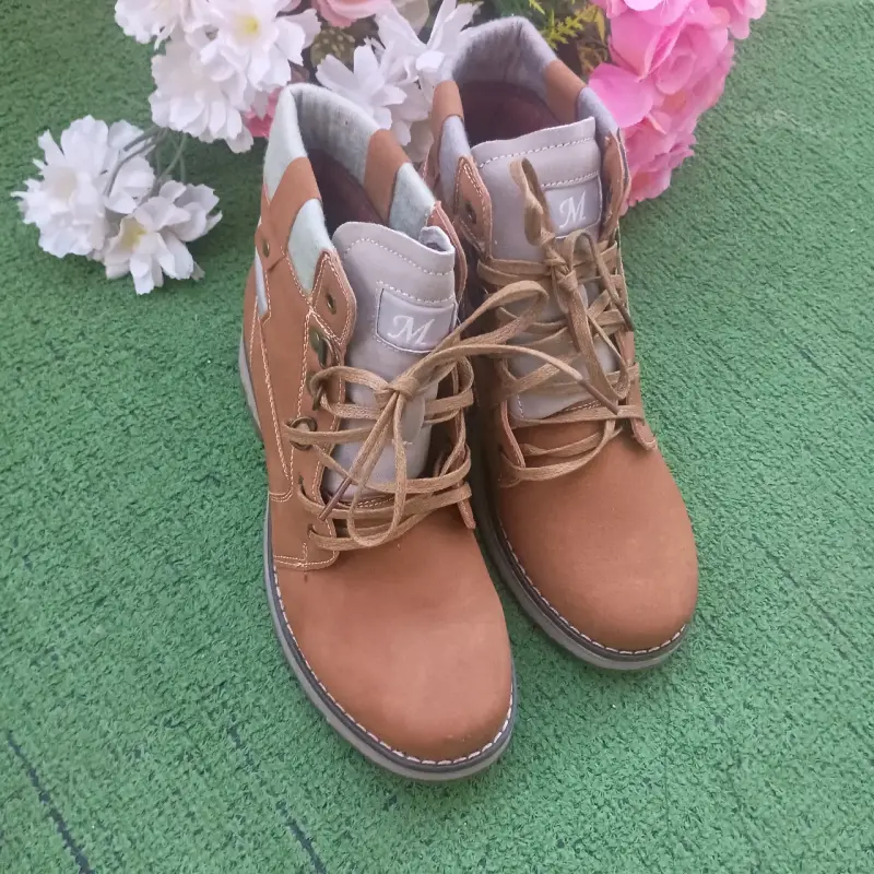 Botines beige nuevos de mujer 38 - 2