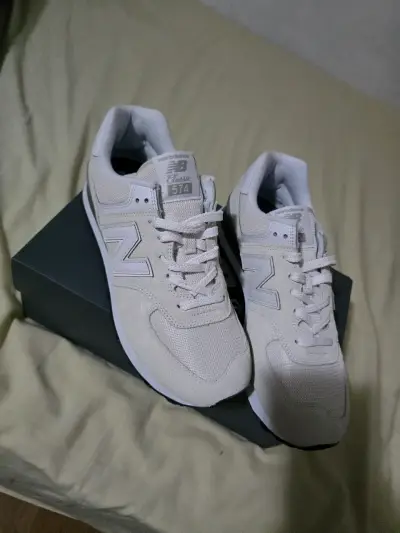Zapatillas New Balance 574 blancas - miniatura 1