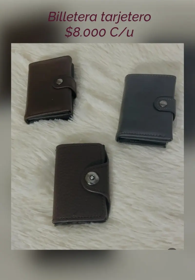 Billetera tarjetero de cuero con broche