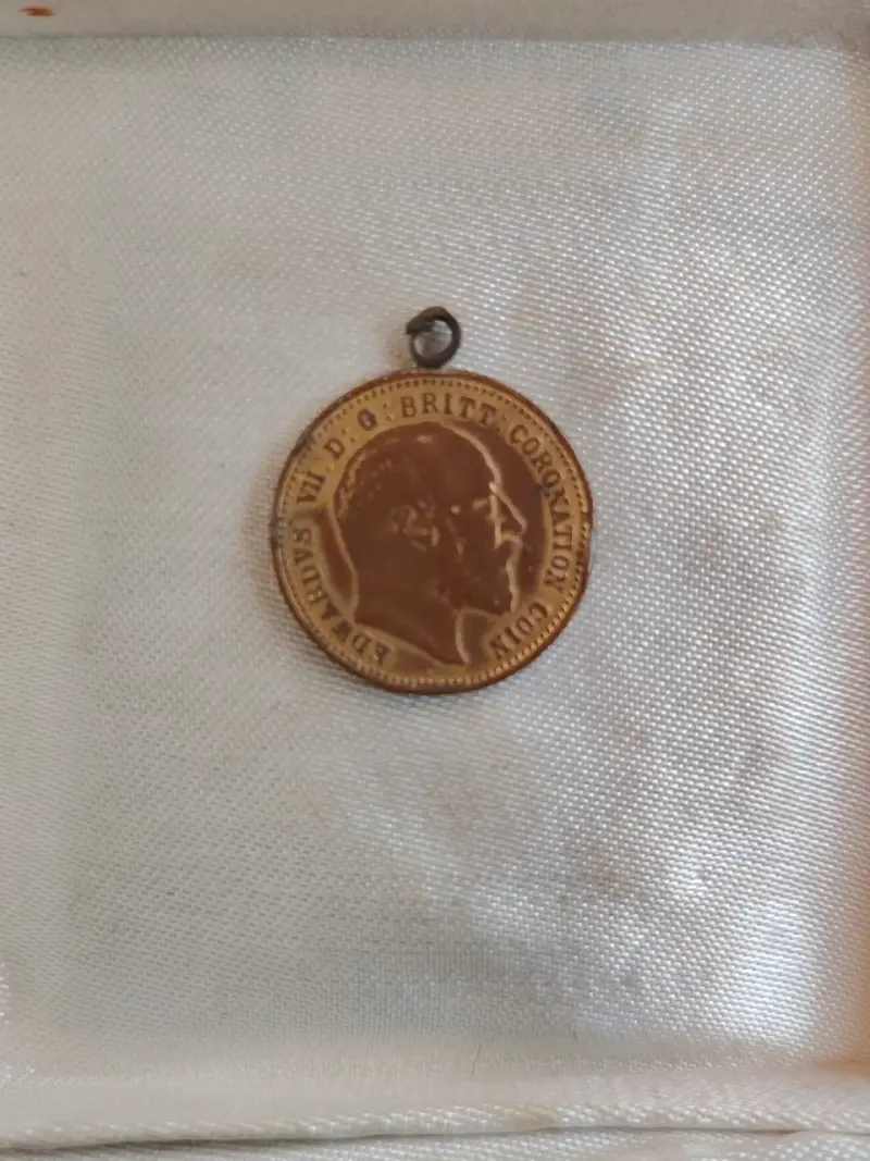 Medalla conmemorativa de coronación de Eduardo VII - 1