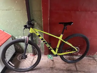 Bicicletas de montaña Trek en buen estado - miniatura 4