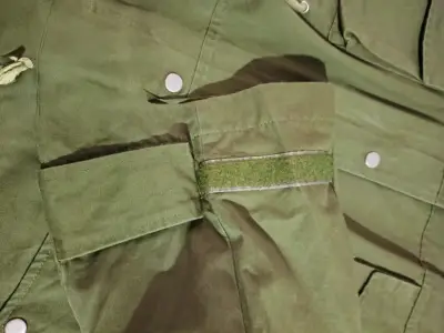 Chaqueta verde militar con bolsillos - miniatura 2
