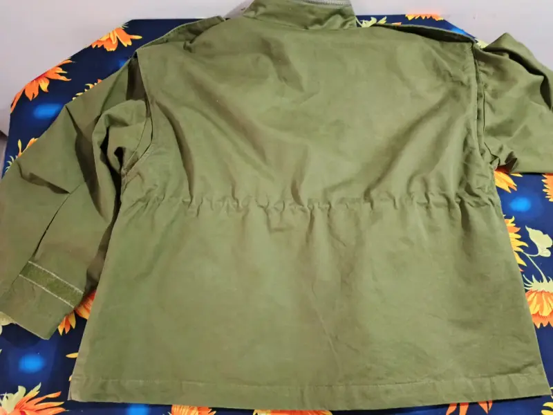 Chaqueta verde militar con bolsillos - 4