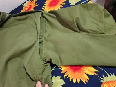 Chaqueta verde militar con bolsillos - miniatura 5