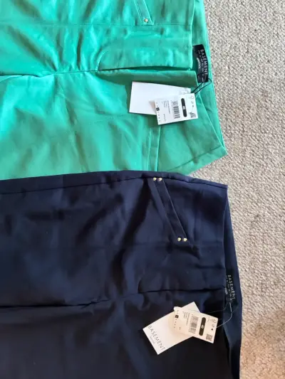2 Pantalones Basement T40, nuevos verde y azul - miniatura 3