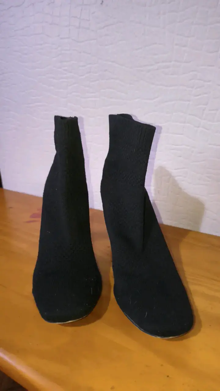 Botines negros de tacón alto - 3