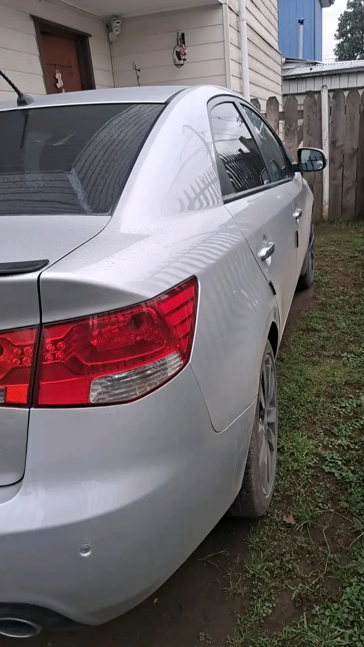 Kia Cerato año 2012, full - 3