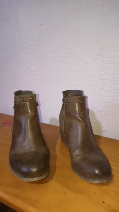 Botines de cuero marrón con tacón - miniatura 3