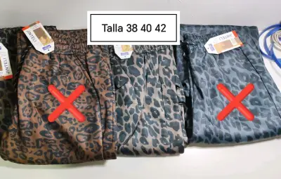 Pantalón de buzo animal print - miniatura 3