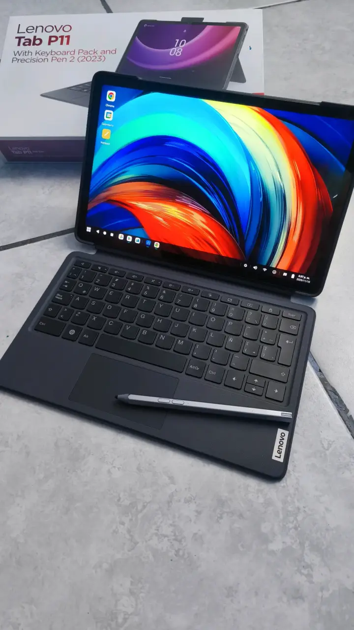 Lenovo Tab P11 con teclado y lápiz - 11