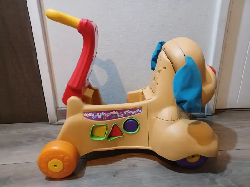 Perrito interactivo Fisher-Price luces y sonidos - 2